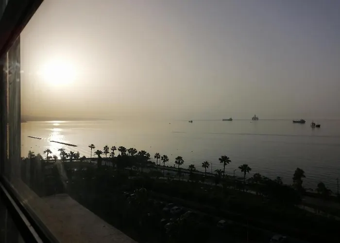 A City-center Seaview Penthouse At Oceanic * Limasol