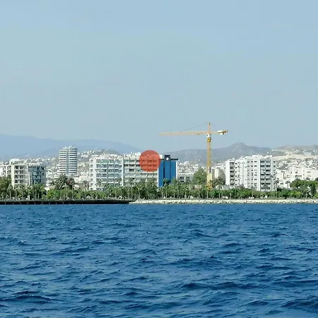 شقة Penthouse At Oceanic ليماسول