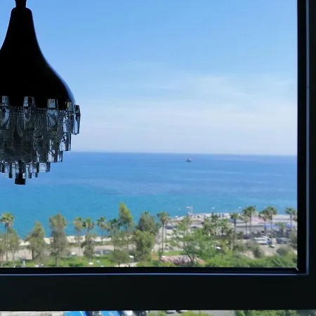 A City-center Seaview Penthouse At Oceanic * Limassol