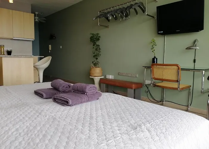 A City-center Seaview Penthouse At Oceanic * リマソール